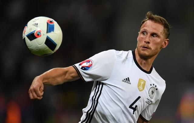 爱游戏体育-科隆主场告捷，保级前景一片光明(科隆对明斯特)