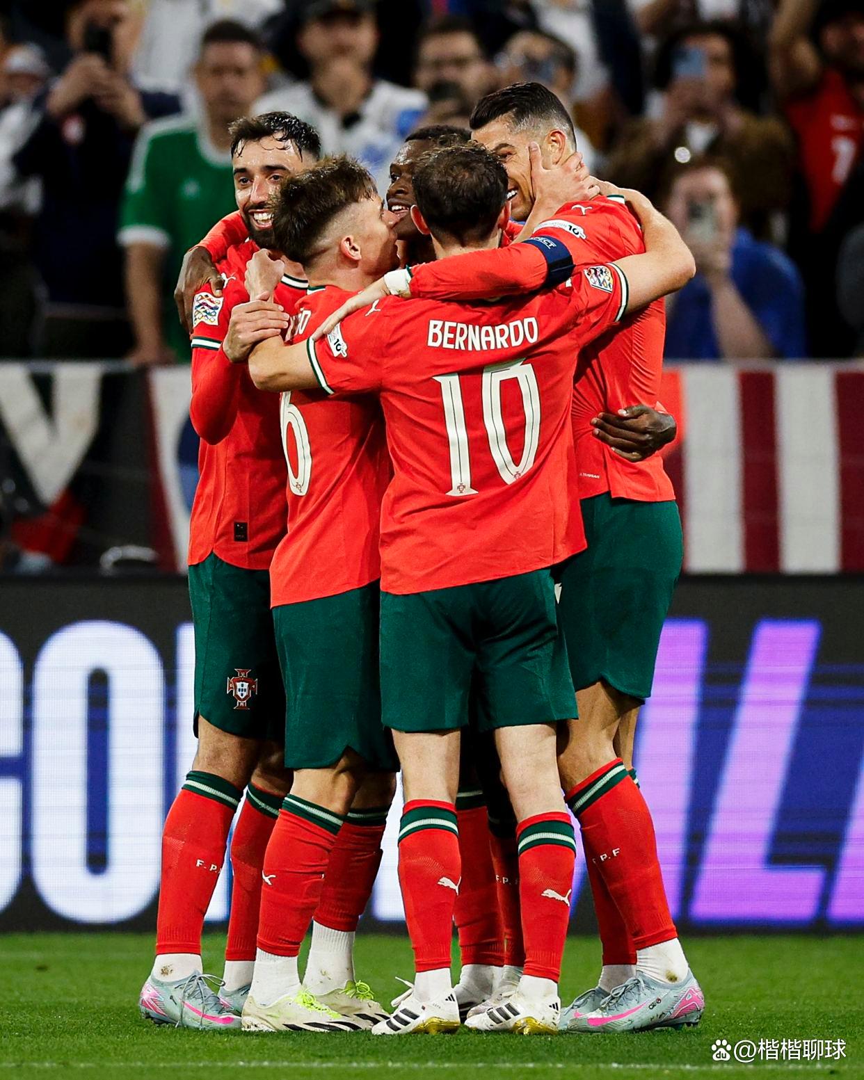 爱游戏体育-包含欧洲足球比赛临近收官，球迷期待冠军问世的词条